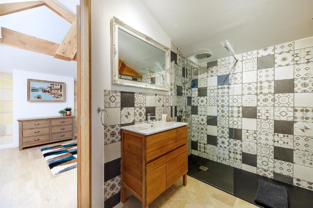 Photo of Bathroom in Vignonet