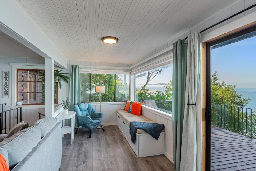 Photo of Patio Balcony in Camano Island