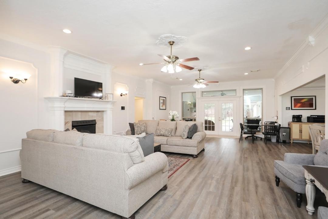 Photo of Livingroom in Humble