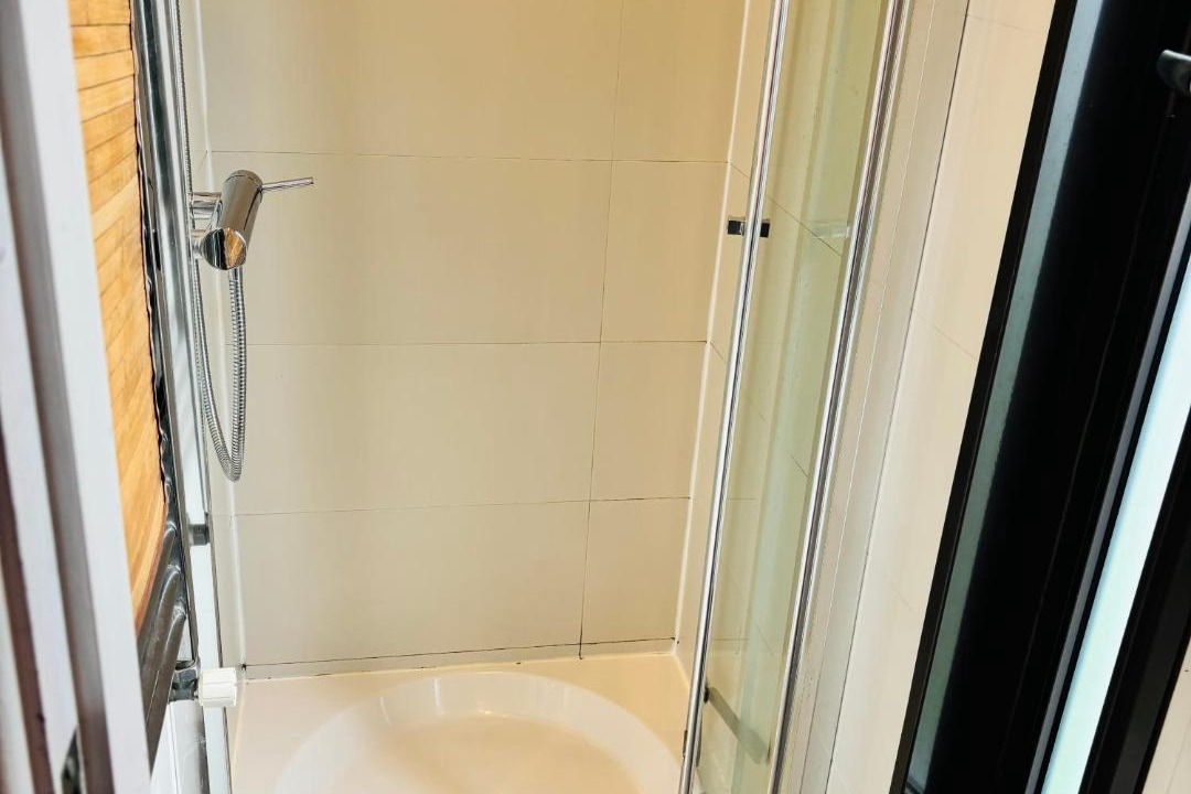 Photo of Bathroom in Snitterfield