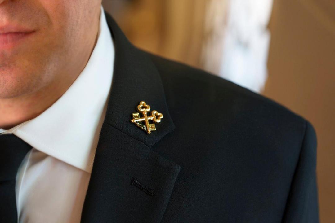 Photo of Human In Picture in Belgravia