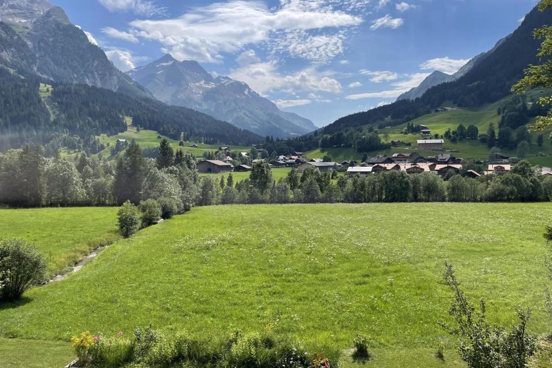 Photo of Others in Gsteig