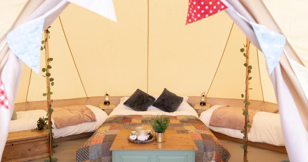 Photo of Others in Hundall