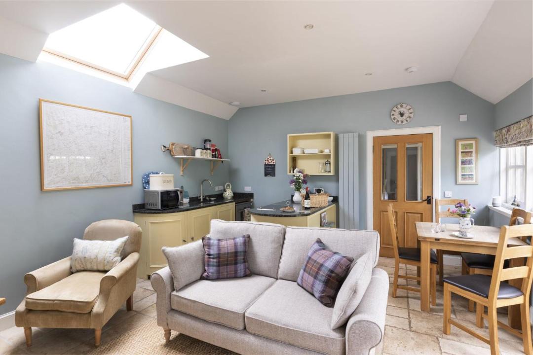 Photo of Others in Duns