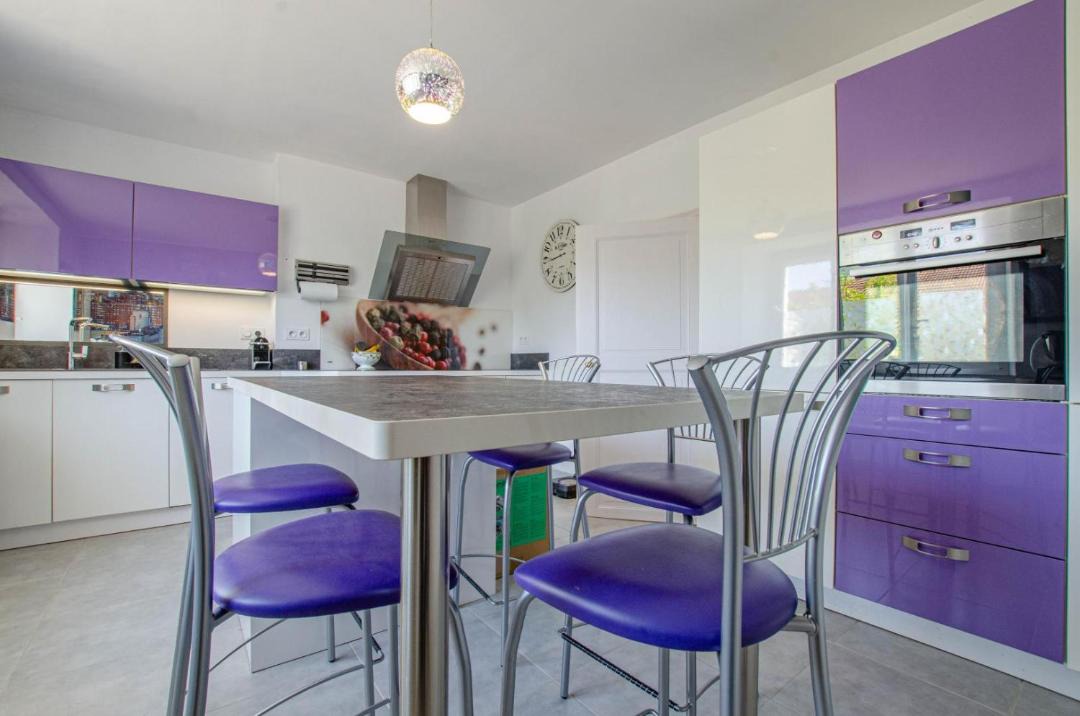 Photo of Kitchen in Saint-Hilaire-sous-Romilly