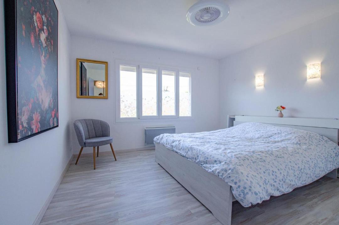 Photo of Bedroom in Saint-Hilaire-sous-Romilly