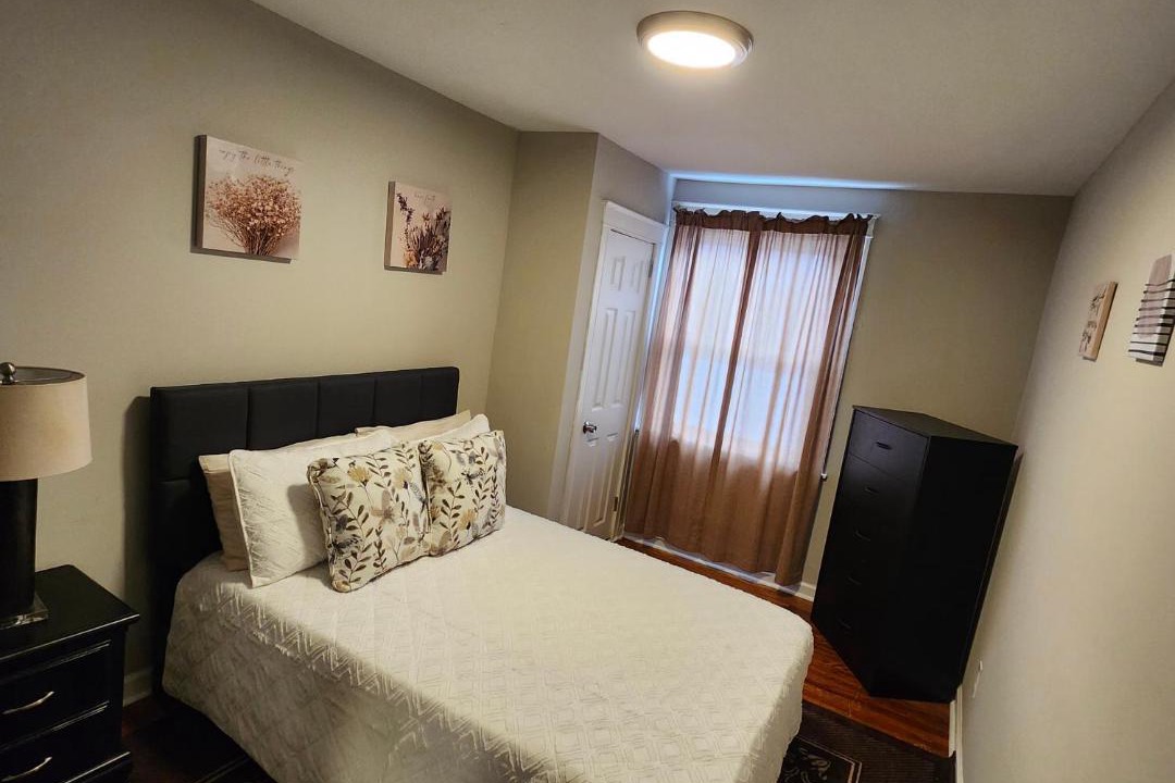 Photo of Bedroom in Upper Darby