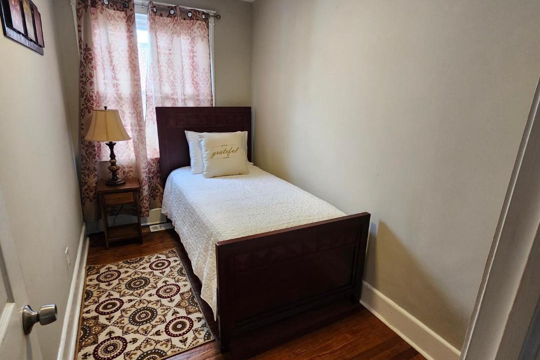 Photo of Bedroom in Upper Darby