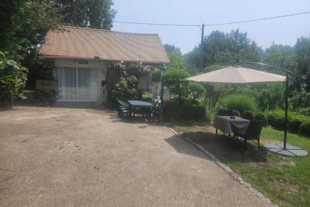 Photo of Others in Breancon