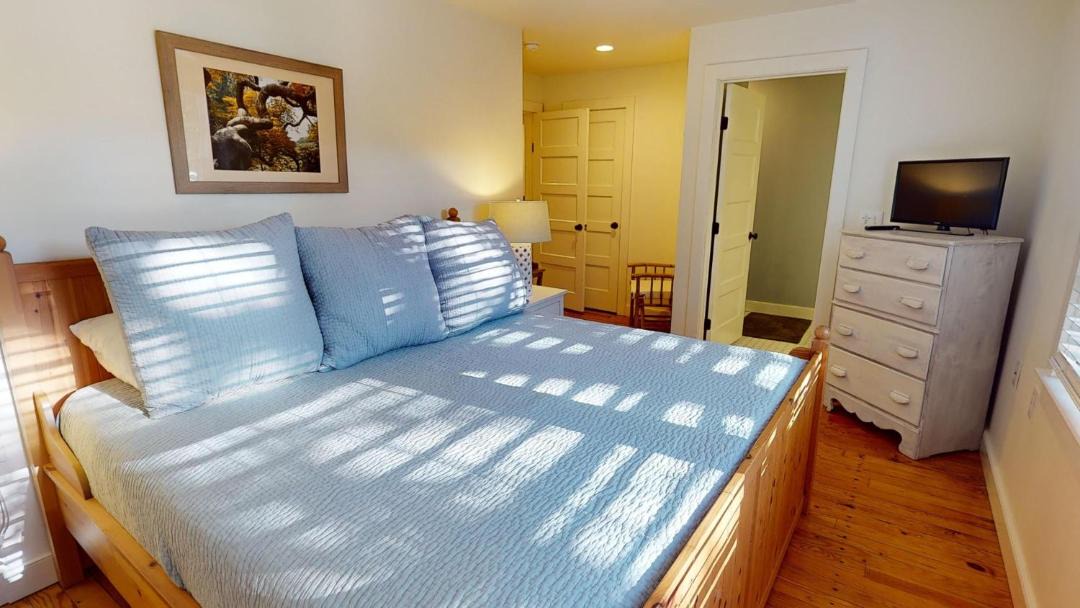 Photo of Bedroom in Folly Beach