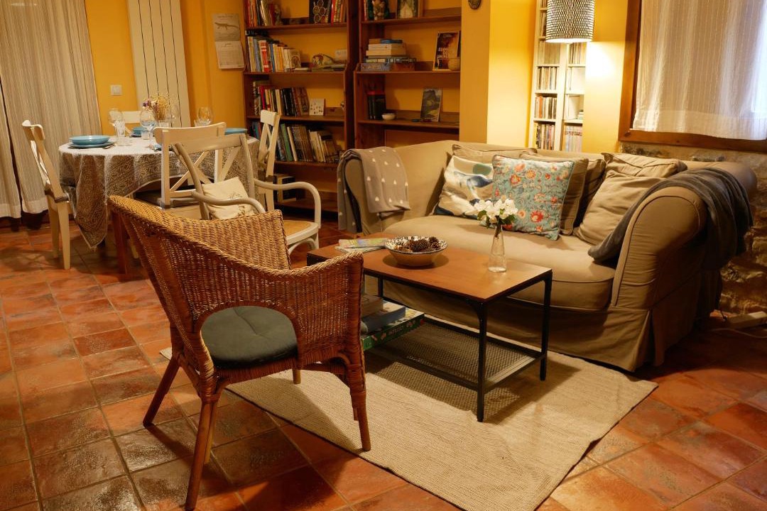 Photo of Livingroom in Aisa