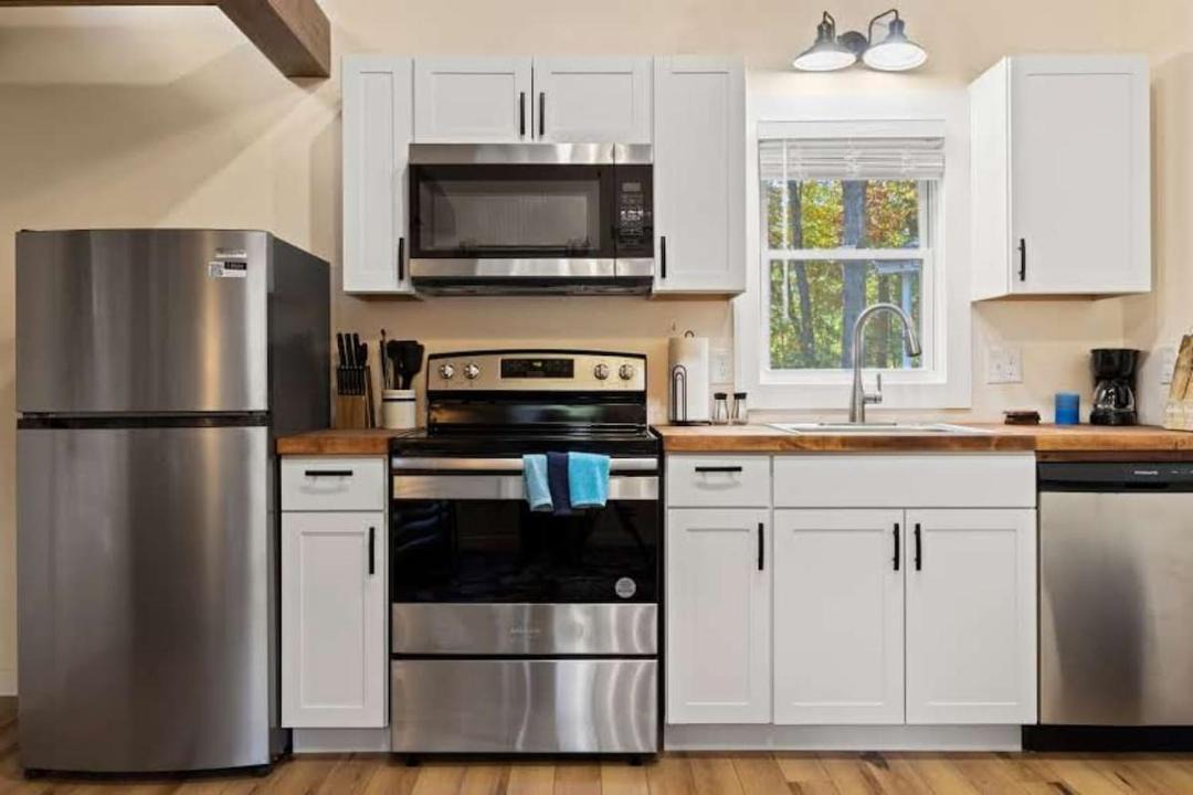 Photo of Kitchen in Hendersonville