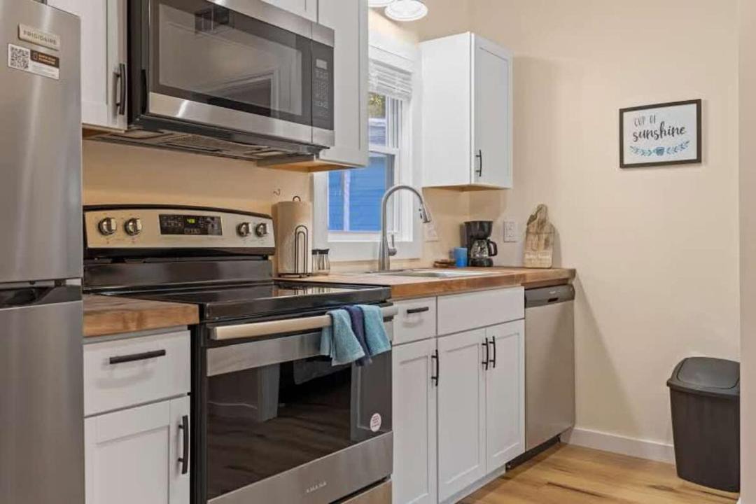 Photo of Kitchen in Hendersonville