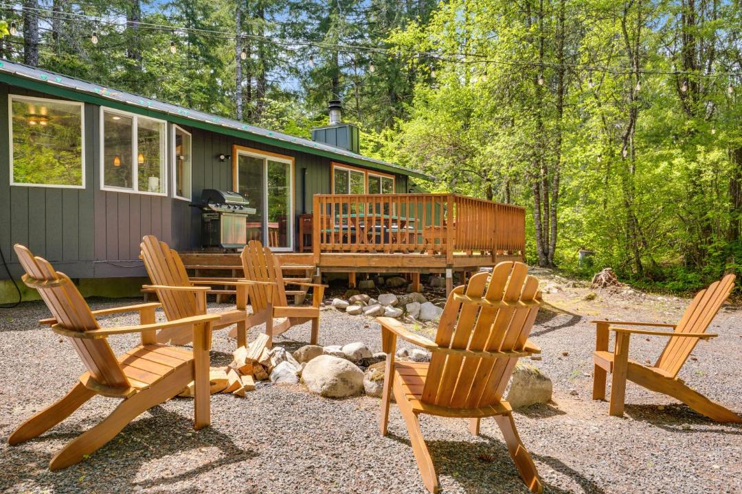 Photo of Others in Packwood