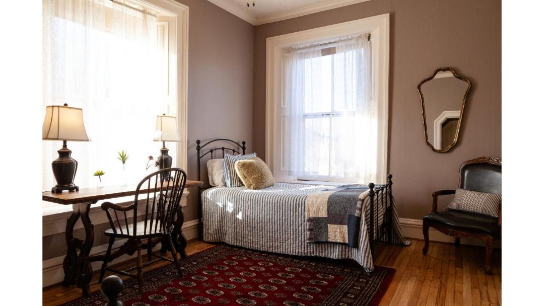 Photo of Bedroom in Cimarron