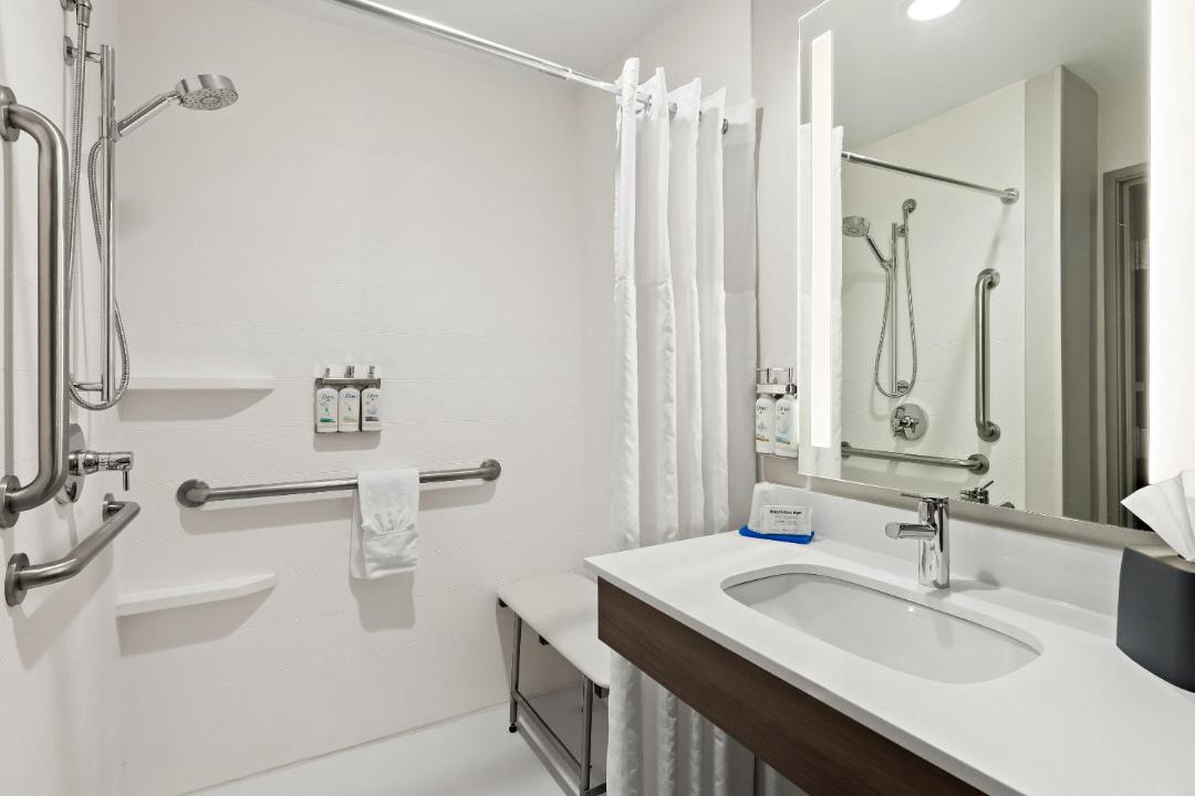 Photo of Bathroom in Perry