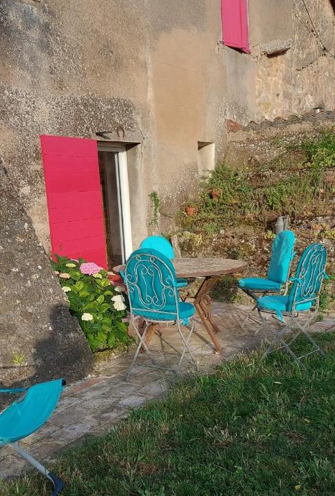 Photo of Others in Trets