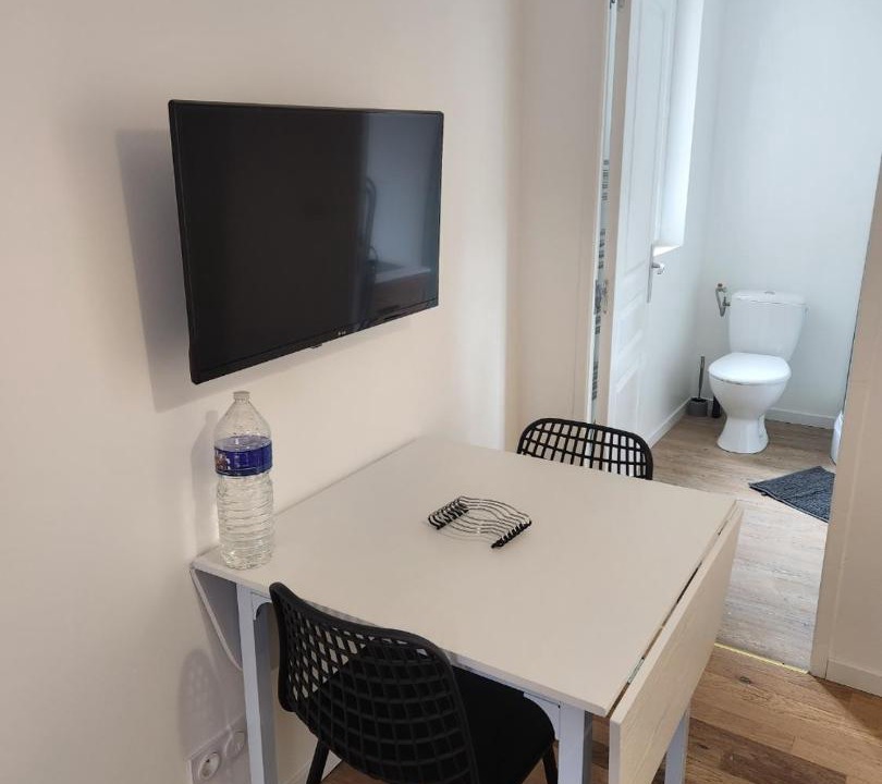 Photo of Others in Avallon