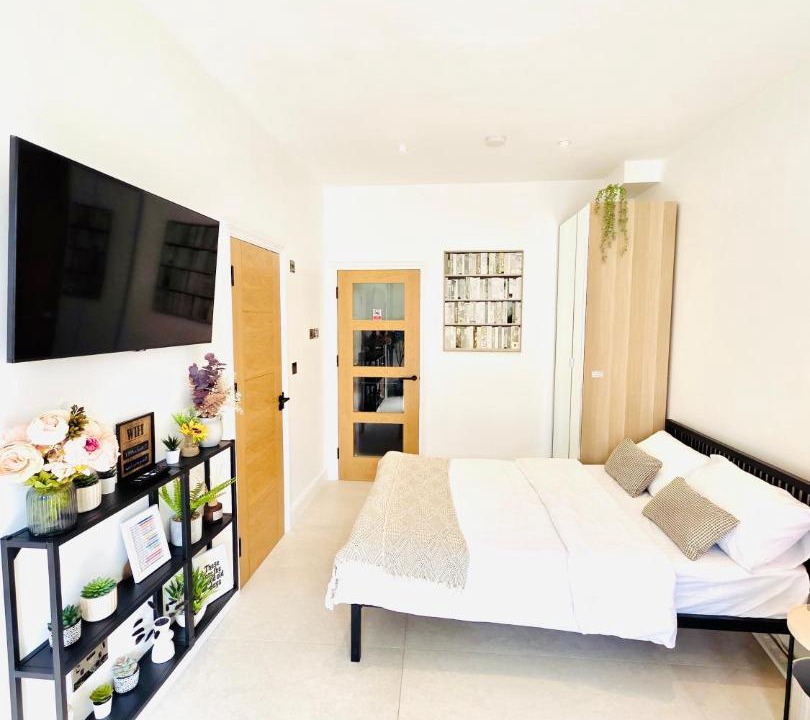 Photo of Others in Leyton