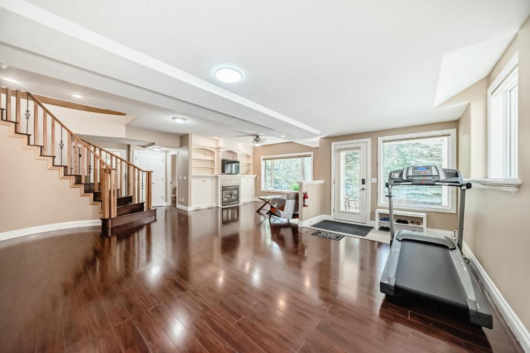 Photo of Others in Signal Hill