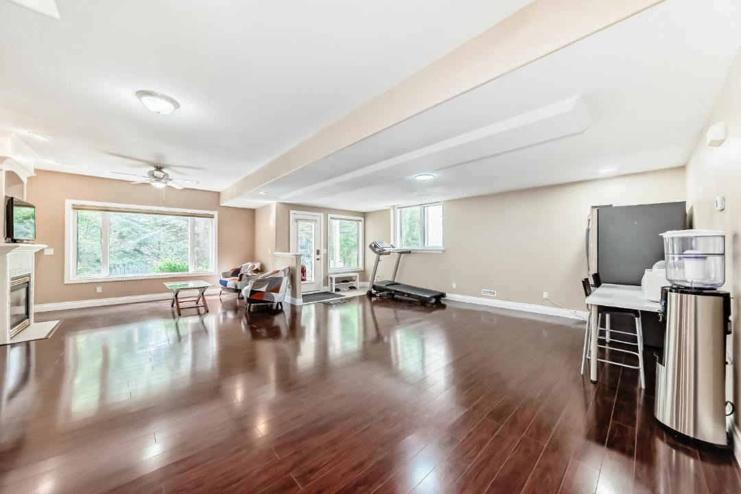 Photo of Others in Signal Hill