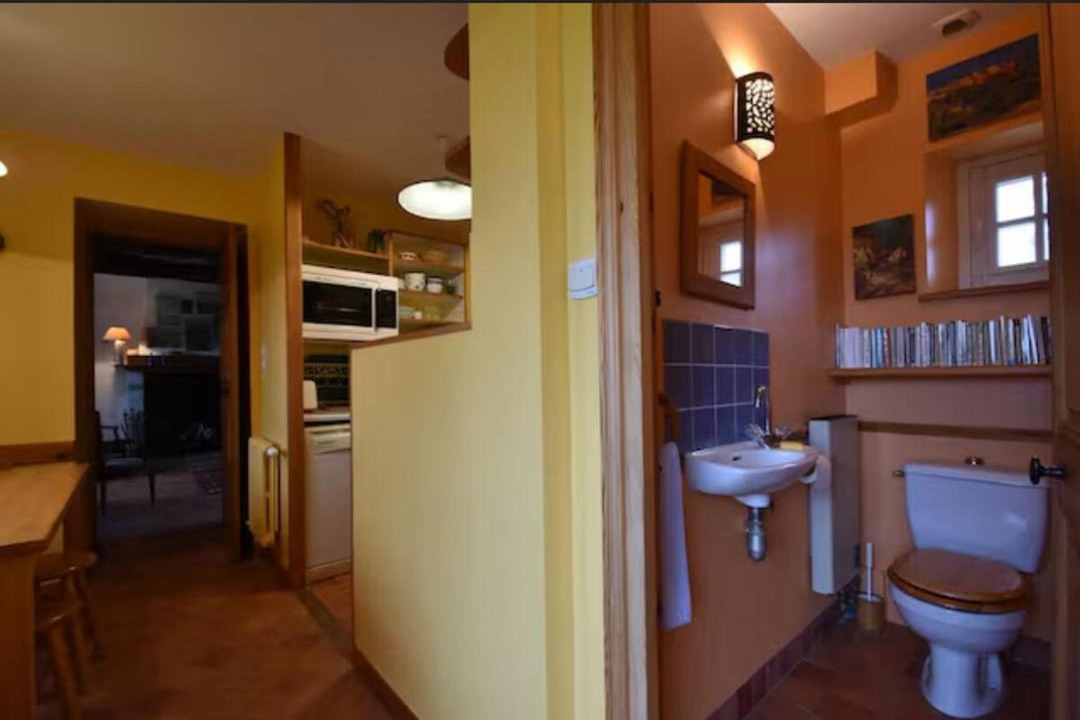 Photo of Others in Appeville