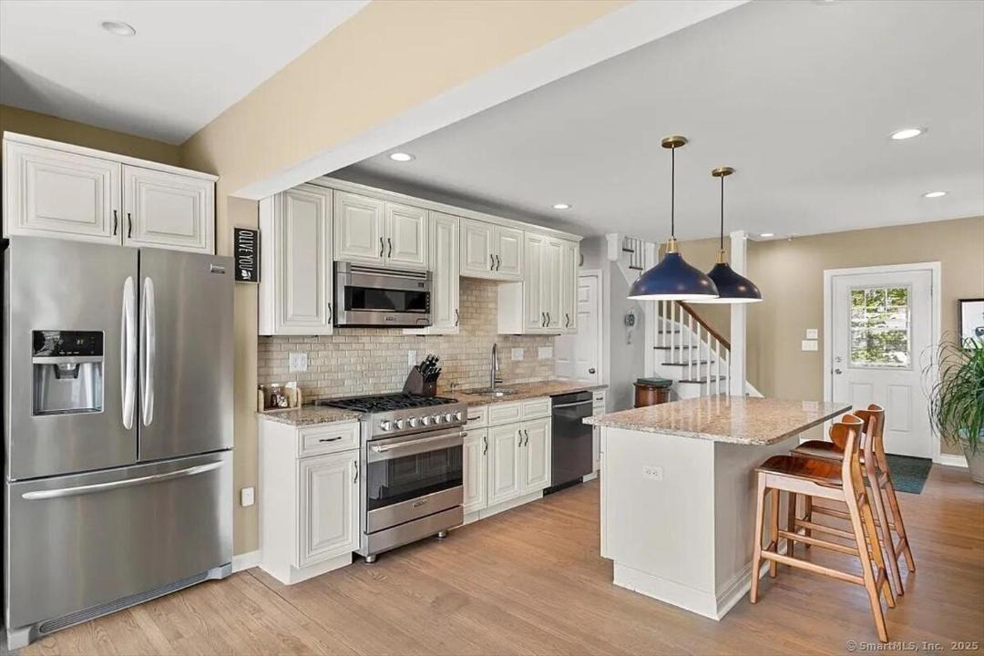 Photo of Others in East Shore