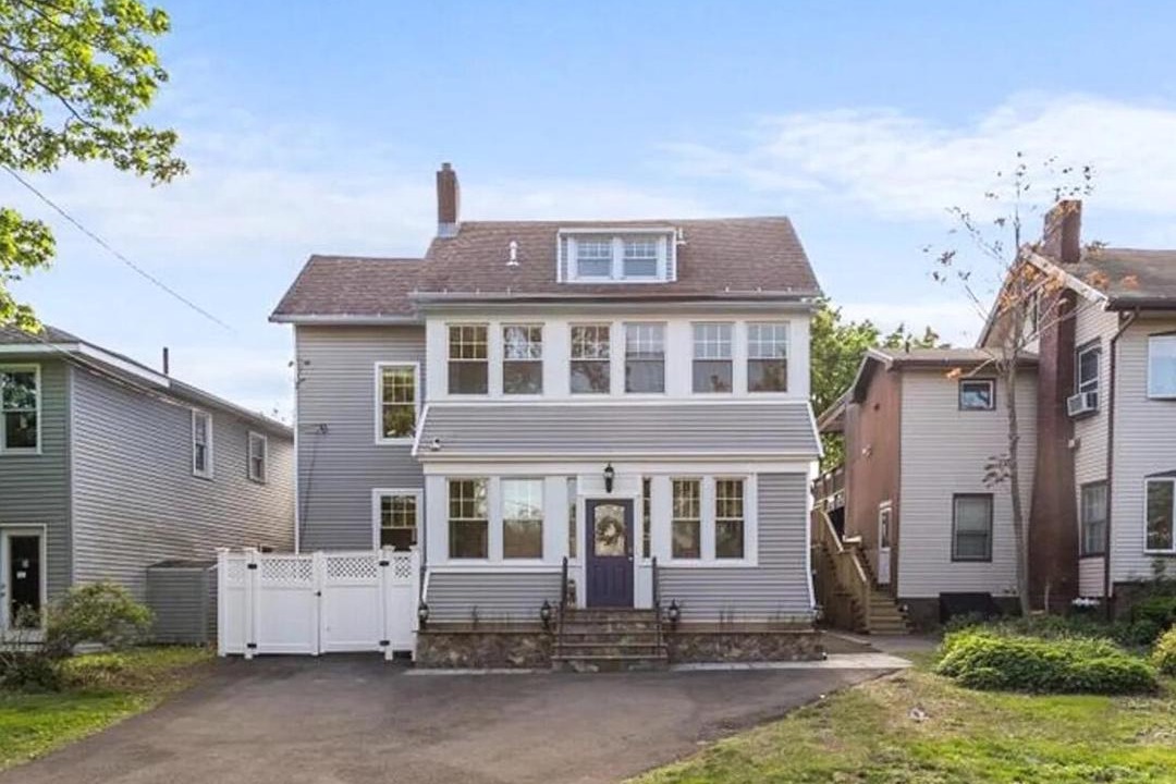 Photo of Others in East Shore