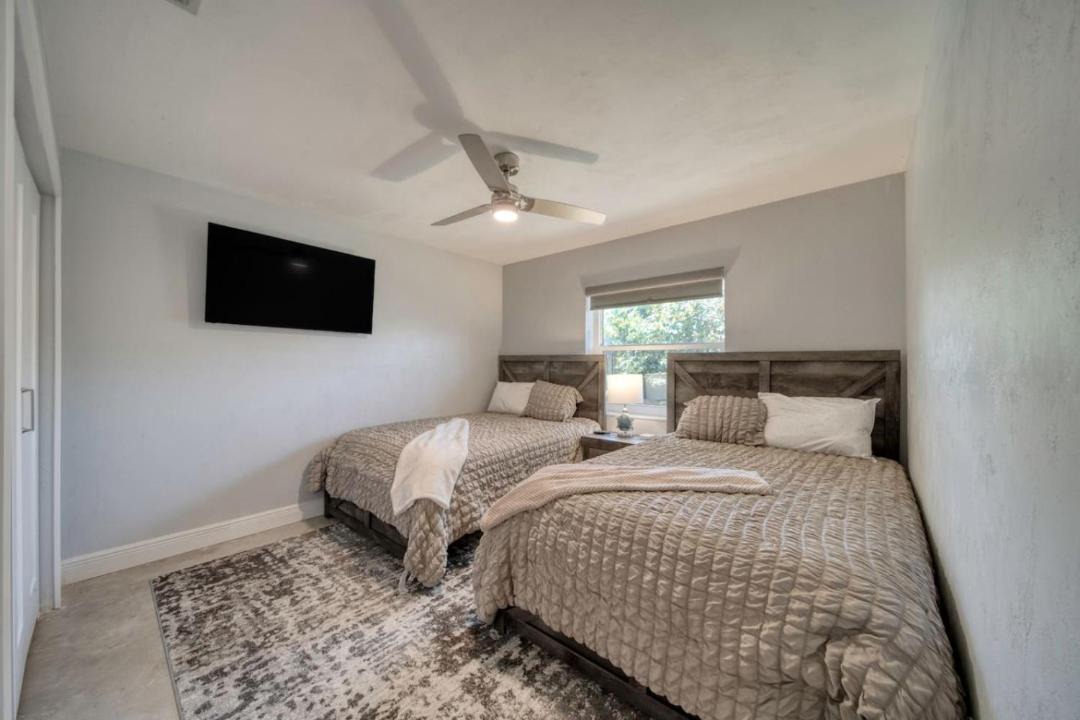 Photo of Bedroom in Bay Harbour