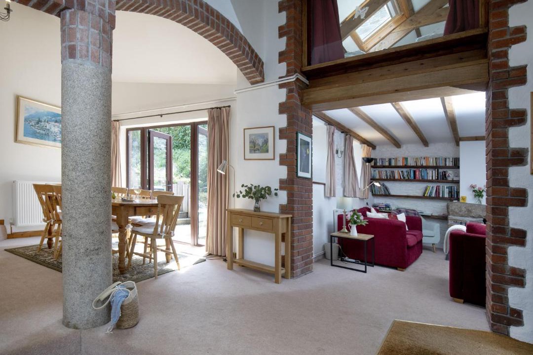 Photo of Others in Newton Ferrers