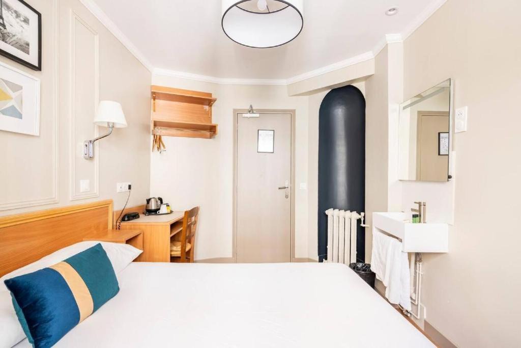Photo of Bedroom in Nouzilly