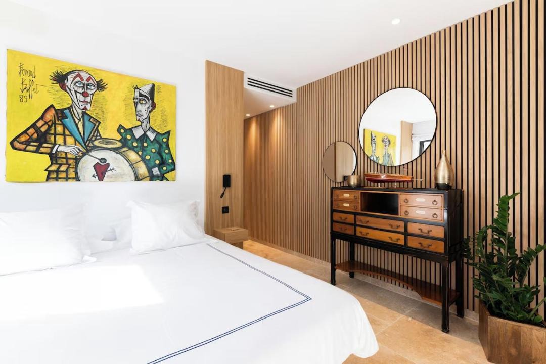 Photo of Bedroom in Saint-Tropez