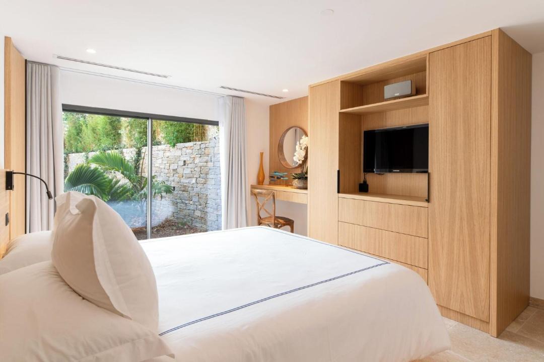 Photo of Bedroom in Saint-Tropez