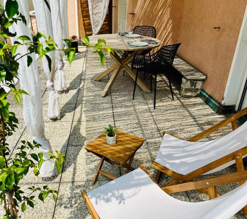 Photo of Patio Balcony in Vira