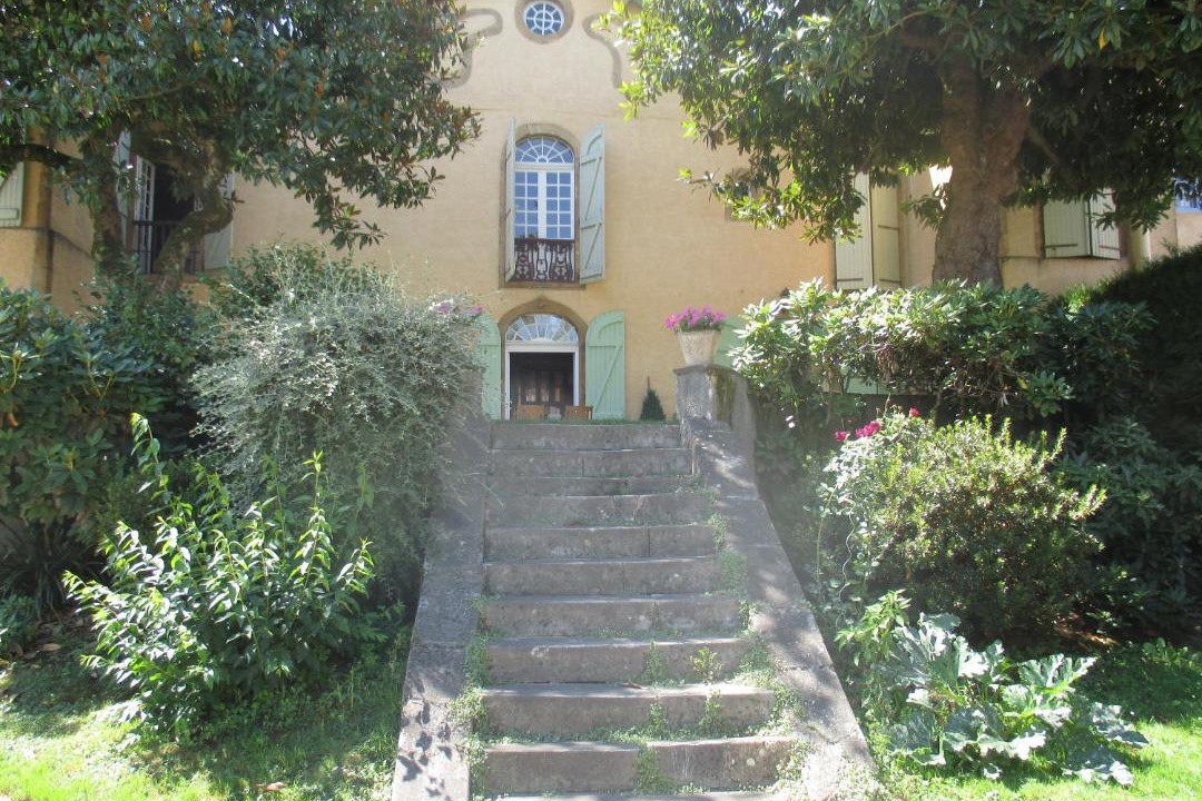 Photo of Others in Galan