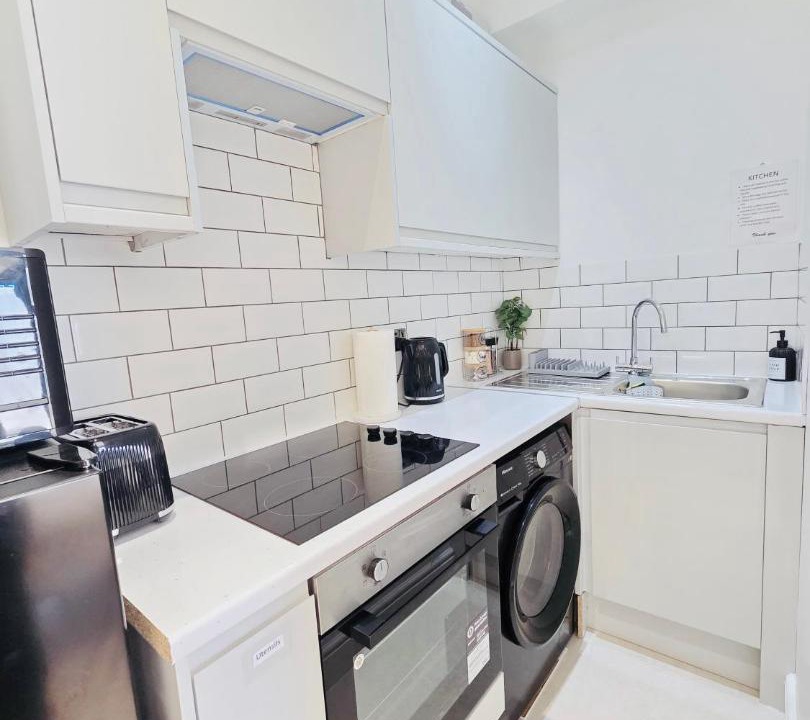 Photo of Kitchen in Leyton