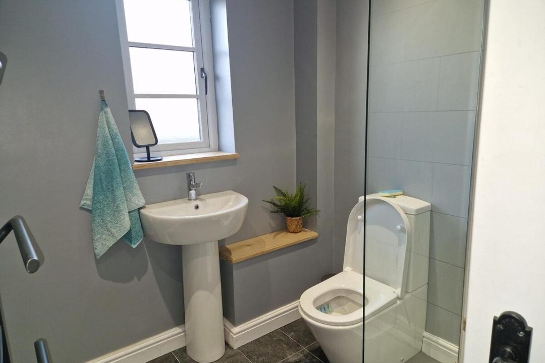 Photo of Bathroom in Newbold Coleorton