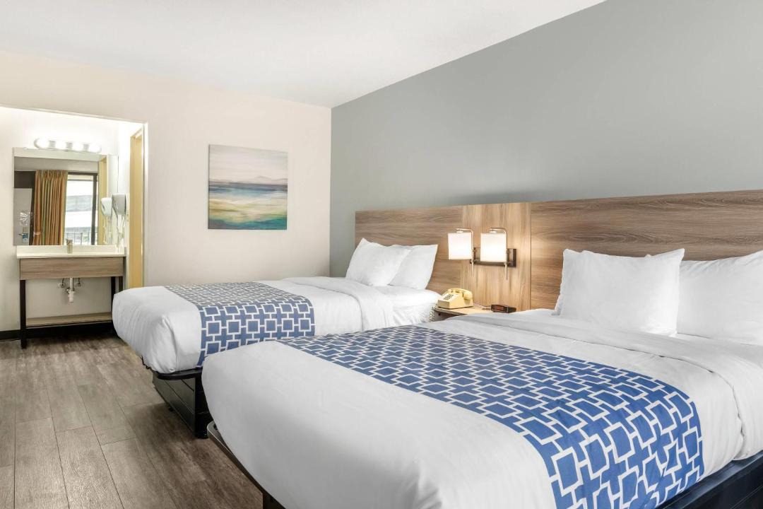 Photo of Others in Tysons