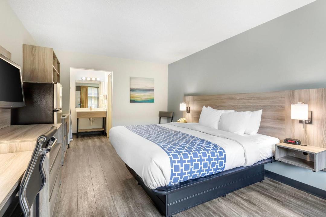 Photo of Others in Tysons