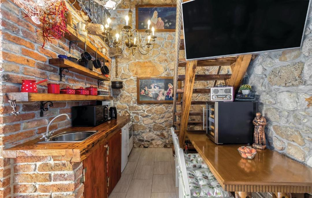 Photo of Kitchen in Drivenik