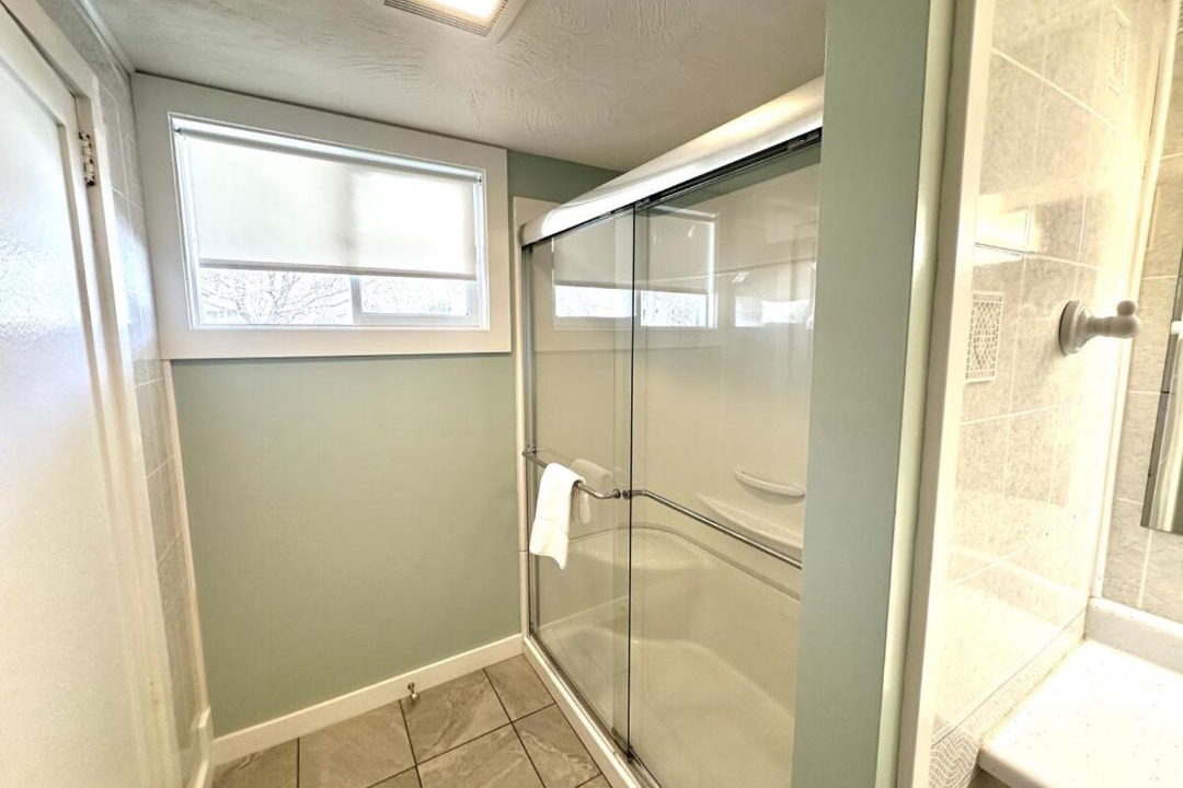 Photo of Others in Hulls Cove