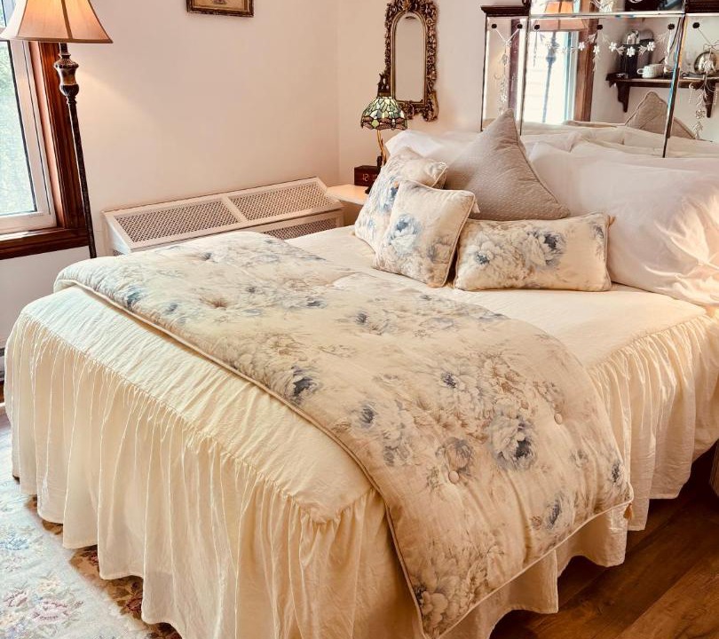 Photo of Bedroom in Hudson