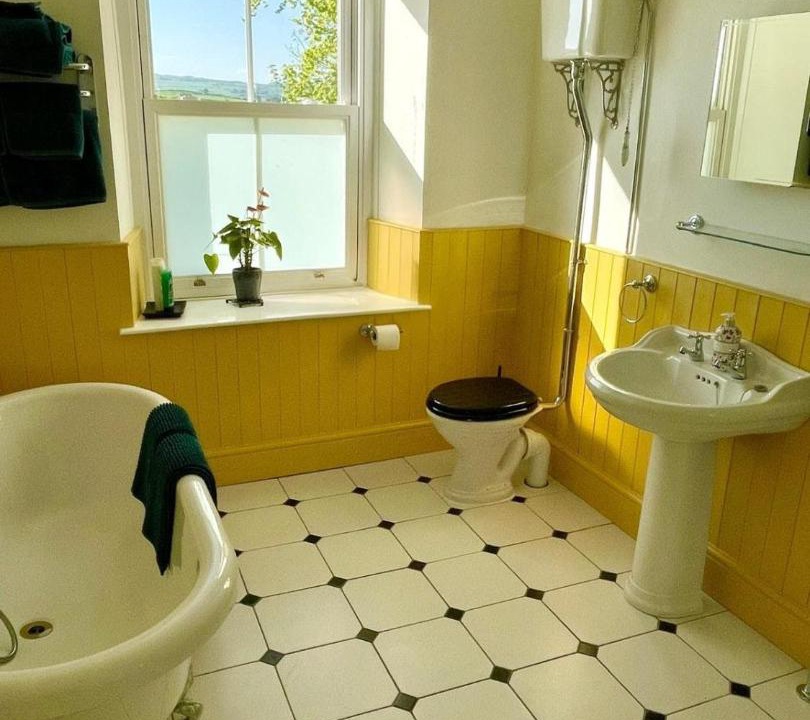 Photo of Bathroom in Bontnewydd