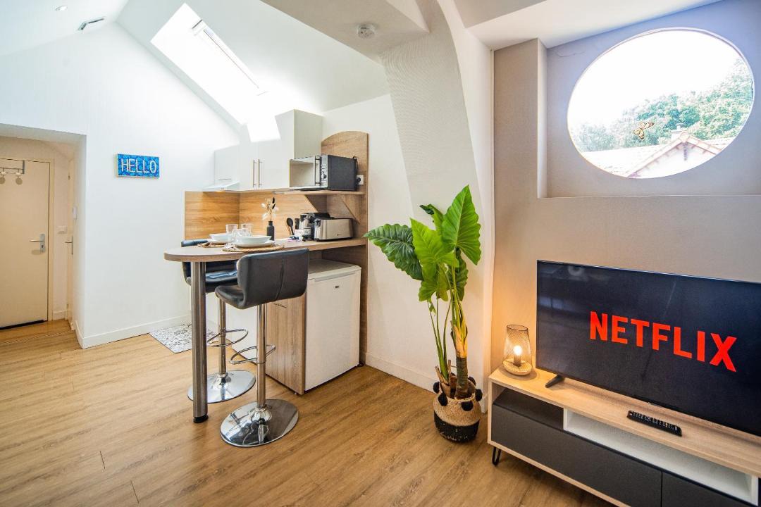 Photo of Others in Ballan-Mire