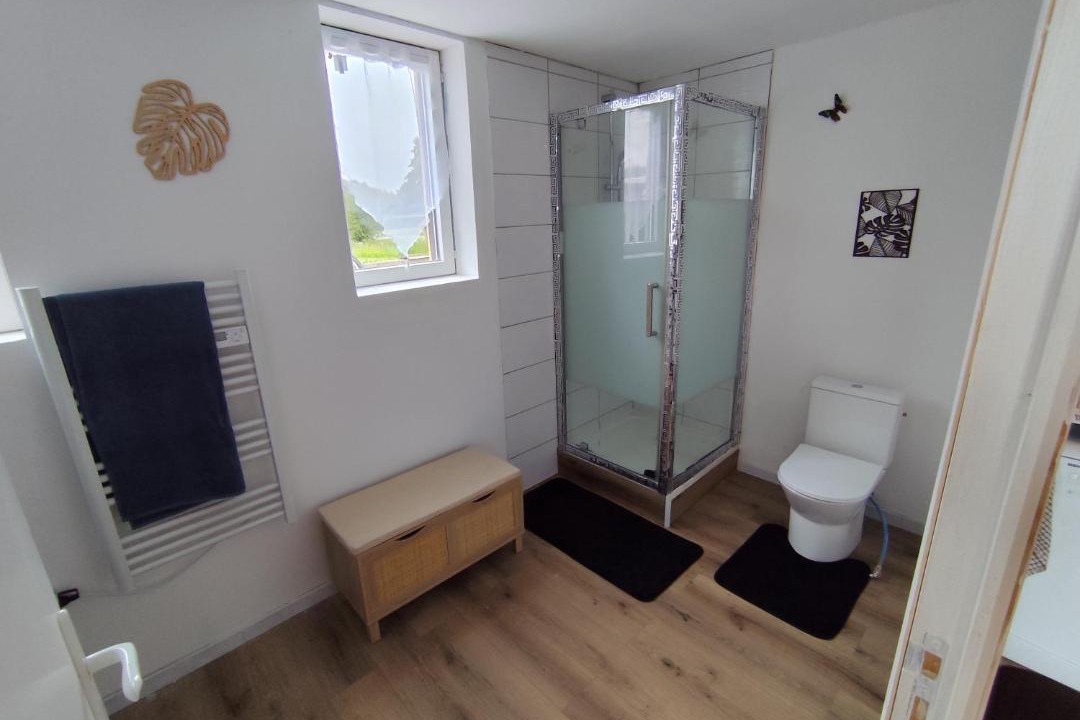 Photo of Bathroom in Guerlesquin