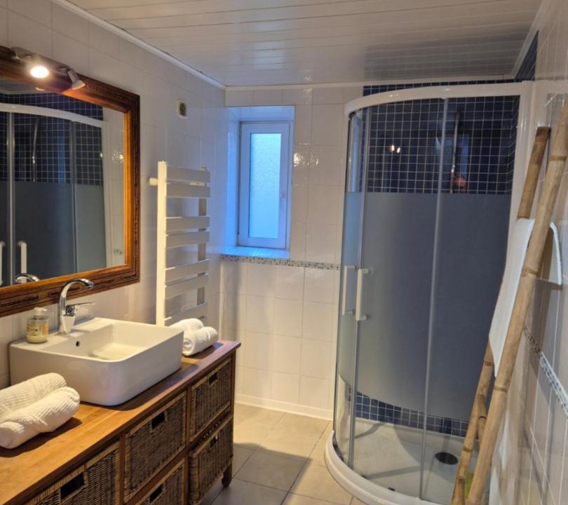 Photo of Bathroom in Vasteville