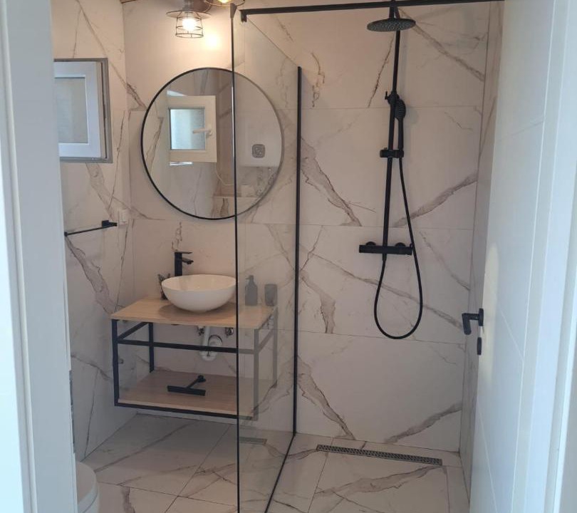 Photo of Bathroom in Klanfari
