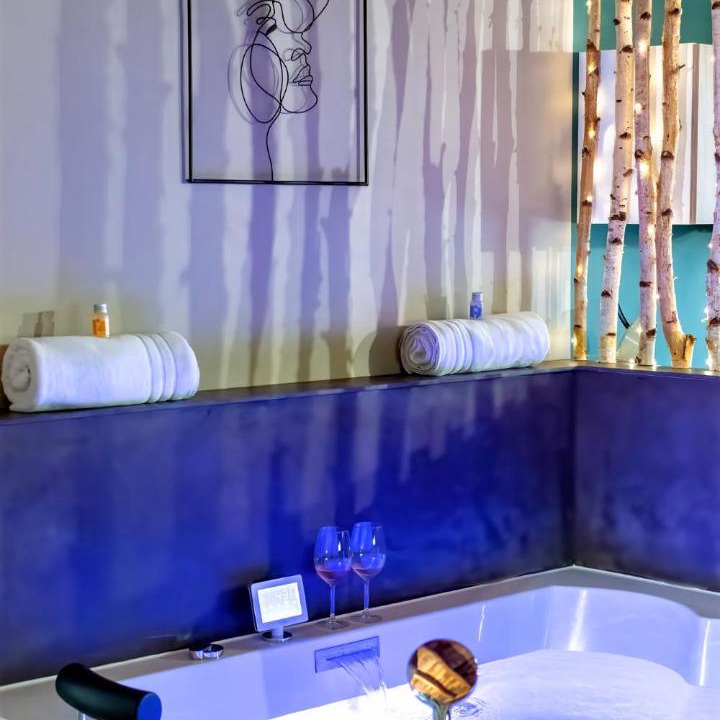 Photo of Bathroom in Montceau-et-Echarnant