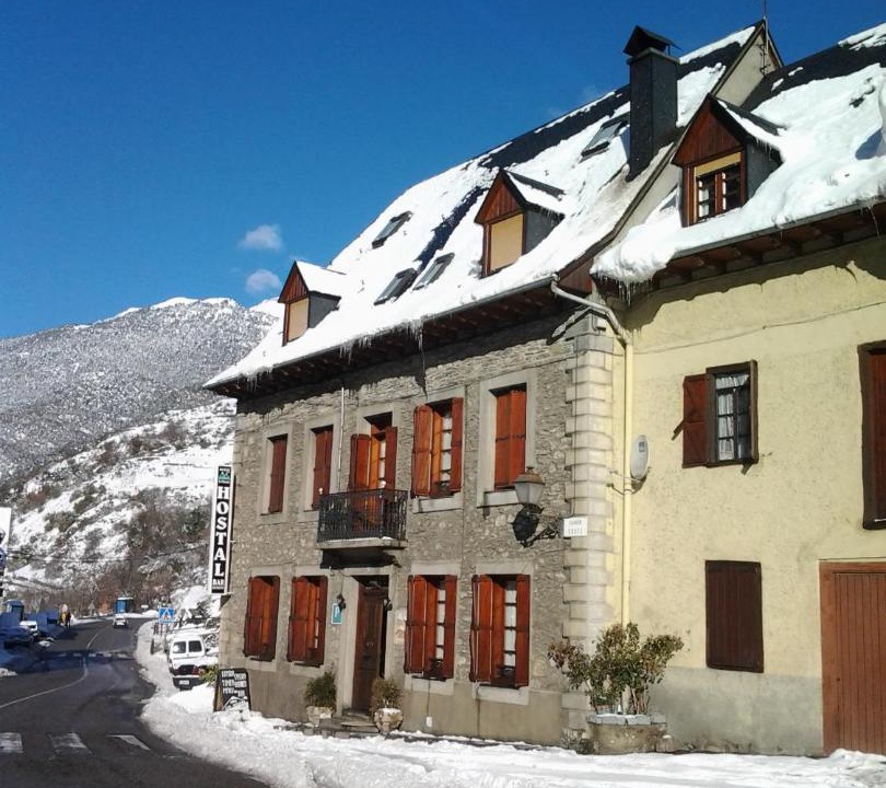 Photo of Others in Aubert