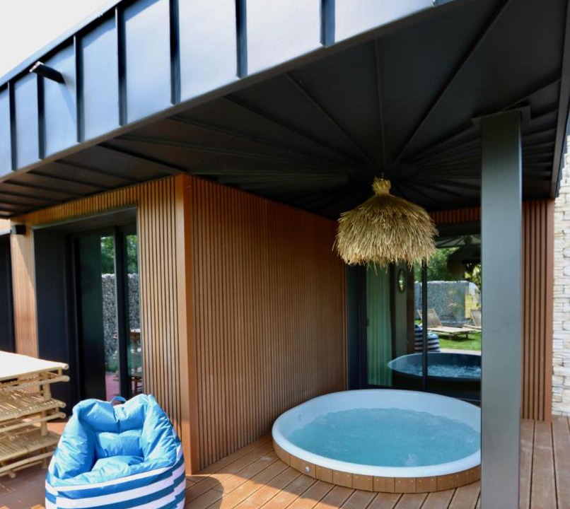 Photo of Others in Camiers